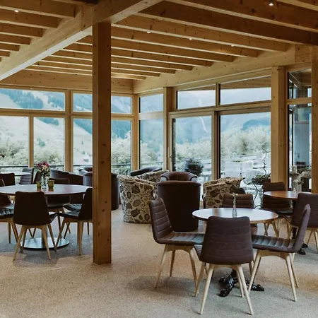 Hotel Hari Im Schlegeli * Adelboden