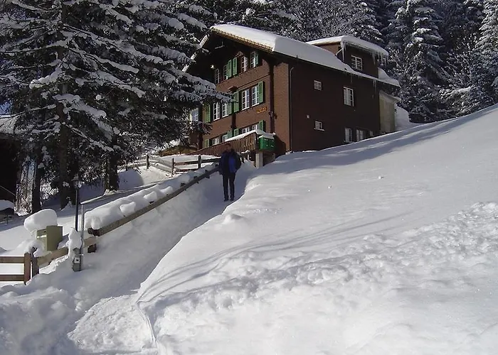 Pensjonat Hotel Hari Im Schlegeli *