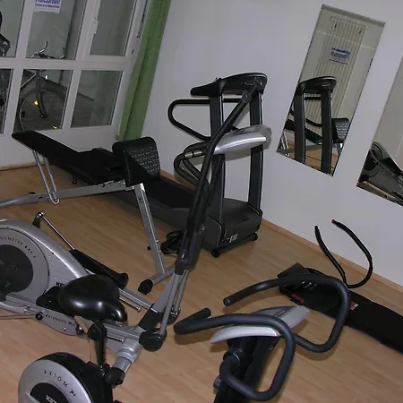 Hotel Hari Im Schlegeli Penzion *