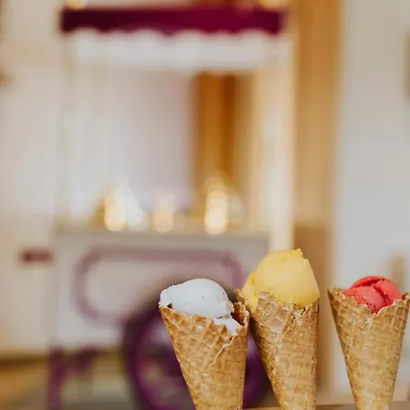 Гостевой дом Hotel Hari Im Schlegeli