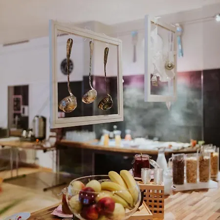 Penzion Hotel Hari Im Schlegeli *