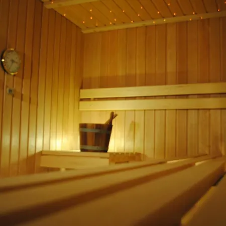 Penzion Hotel Hari Im Schlegeli *