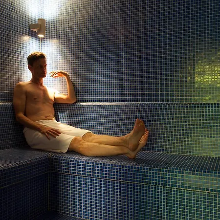 Hotel Hari Im Schlegeli * אדלבודן