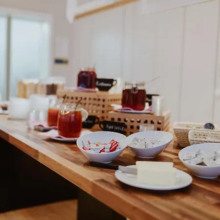 Hotel Hari Im Schlegeli בית הארחה אדלבודן