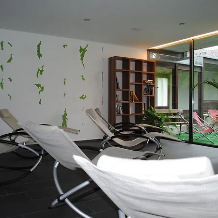 בית הארחה Hotel Hari Im Schlegeli *