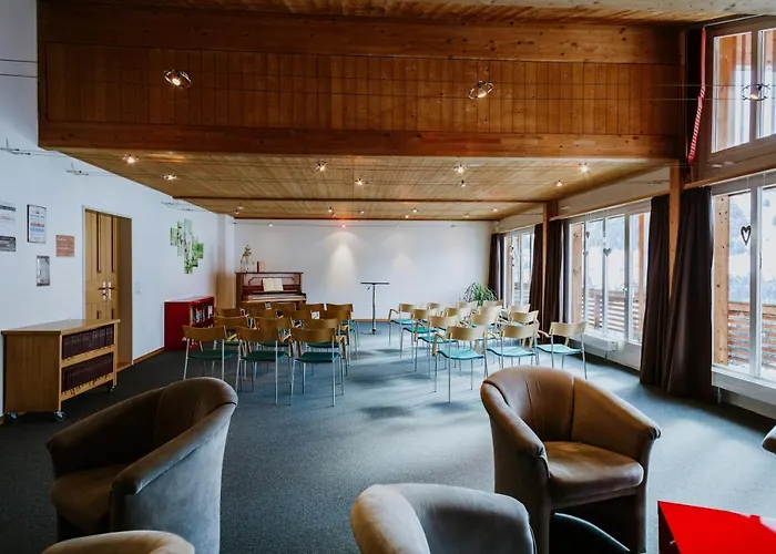 Pensjonat Hotel Hari Im Schlegeli *